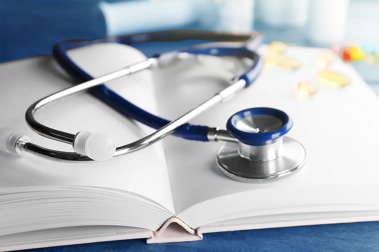 دورات صحية بساعات معتمدة: ارتقِ بمهاراتك في المجال الطبي